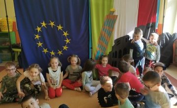 „Muzyczne podróże po Europie” - Teatr Skrzat