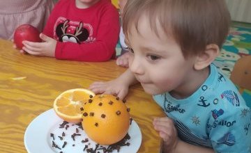 „A czym pachną zbliżające się Święta Bożego Narodzenia?” - gr. 3-latków