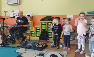 "Co w trawie piszczy?" - audycja muzyczna