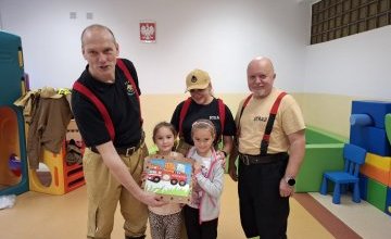 Poznajemy pracę strażaków - warsztaty
