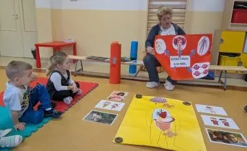 Rok z Panią Szkiełko oraz Żabą Moniką