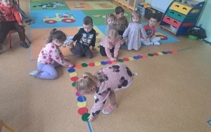 Kodowanie na dywanie  - grupa 3-latków (8)