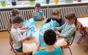 „Zebra na ulicy i w okolicy - bezpieczne przedszkolaki w każdej przestrzeni” - projekt edukacyjny (4)