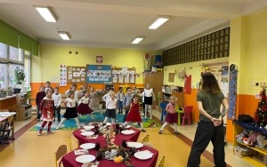 Zumba w naszym przedszkolu w ramach realizacji programu „Sport dla Wszystkich”  (9)