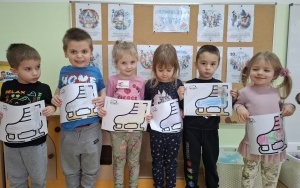 „Sporty zimowe - bezpieczne zabawy” - gr. 4-latków (9)