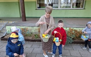 Wielkanocnego Polowania na Pisanki - gr. 4-latków (8)