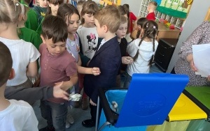 I miejsce w Konkursie Wiedzy Przyrodniczo-Ekologicznej „Czeladzki przedszkolak dobrze wie - bycie EKO modne jest” (8)