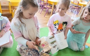 Dzień Bibliotekarza i Bibliotek - gr. 0B i 5-latki (6)