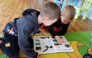 Dzień Bibliotekarza i Bibliotek - gr. 0B i 5-latki (8)