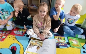Dzień Bibliotekarza i Bibliotek - gr. 0B i 5-latki (9)