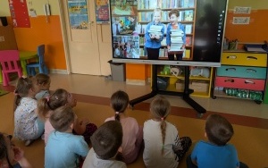Dzień Bibliotekarza i Bibliotek - gr. 0B i 5-latki (10)