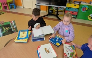 Dzień Bibliotekarza i Bibliotek - gr. 0B i 5-latki (10)
