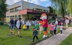 Festyn Rodzinny pod hasłem "Rodzina ma moc" (1)