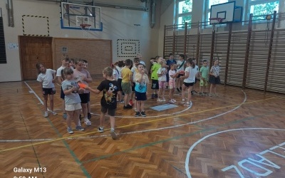 Starszaki na sportowo w SP2 (8)