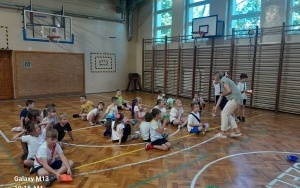 Starszaki na sportowo w SP2 (1)
