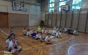 Starszaki na sportowo w SP2 (8)