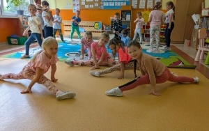 Gimnastyka fajna sprawa - podsumowanie realizacji programu w gr. 0B (15)