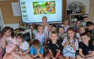 Bezpieczna przygoda - akcja edukacyjna Dzieci uczą rodziców