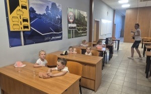 Wycieczka do Centrum Bezpieczeństwa Ruchu Drogowego „WORD” w Dąbrowie Górniczej - gr. 3-latków (2)