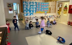 Podsumowanie zajęć szermierki w ramach projektu "Od przedszkolaka do olimpijczyka" (11)