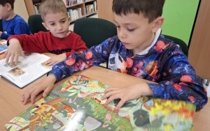 Zajęcia biblioteczne - gr. 0B (11)