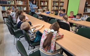 Zajęcia biblioteczne - gr. 0B (16)