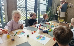 Wycieczka do Mediateki i Cechowni - gr. 0A (7)