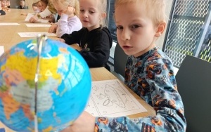 Wycieczka do Mediateki i Cechowni - gr. 0A (6)