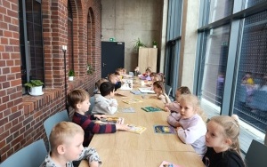 Wycieczka do Mediateki i Cechowni - gr. 0A (10)