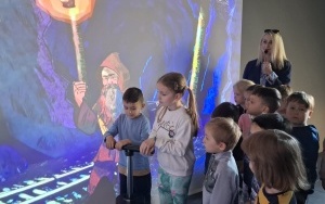 Wycieczka do Cechowni Muzeum Saturn - gr. 0B (6)