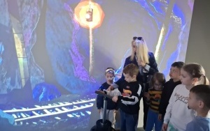 Wycieczka do Cechowni Muzeum Saturn - gr. 0B (7)