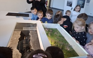 Wycieczka do Cechowni Muzeum Saturn - gr. 0B (9)