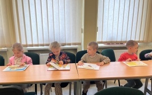 Zajęcia biblioteczne - gr. 4, 5-latków (6)