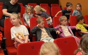 „Dziewczynka z zapałkami” - Teatr In-Art. z Wrocławia w Kopalni Kultury (12)