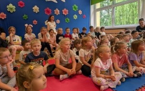  „Bal u Królowej Kwiatów” - Teatr Skrzat (8)