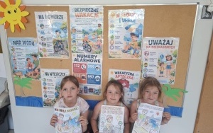 „Uczymy się bezpieczeństwa - zajęcia w ramach akcji „Bezpieczne wakacje” i „Bezpieczna woda" (6)