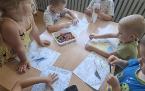 „Uczymy się bezpieczeństwa - zajęcia w ramach akcji „Bezpieczne wakacje” i „Bezpieczna woda" (10)