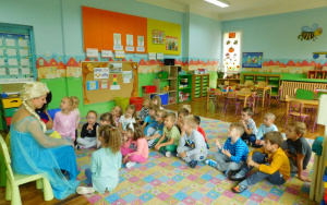 Baśniowy świat przedszkolaków - spotkanie czytelnicze