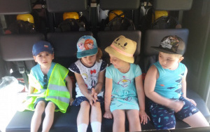5-latki B w odwiedzinach u strażaków