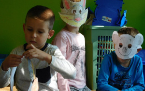 5-latki B zrobiły maski zwierząt