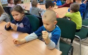 "Dzień Jubilera" - zajęcia biblioteczne gr. 5-latków (9)