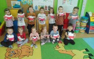 Święto Flagi i Konstytucji 3 Maja w grupie 3 latków (1)