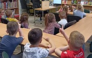 "Tydzień Bibliotek" - zajęcia biblioteczne grupa 5-latków (3)
